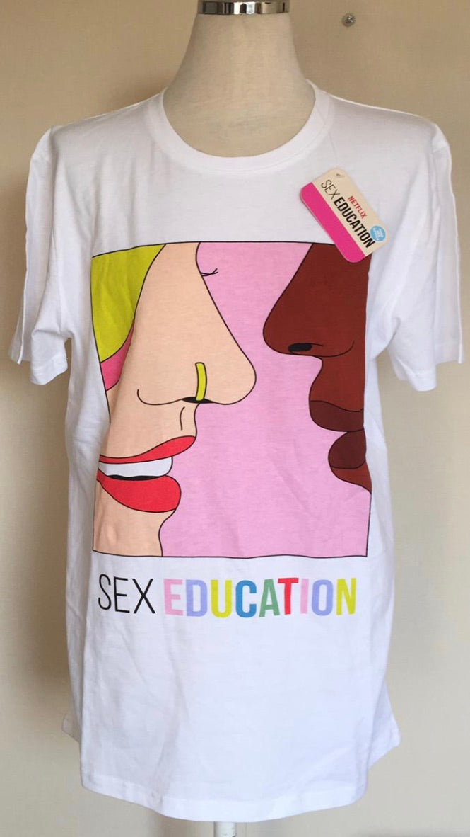 Polera Sex Education - Talla M